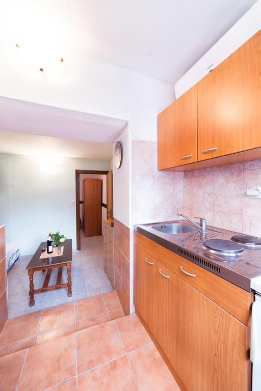 Apartment Mika Vodice Buitenkant foto